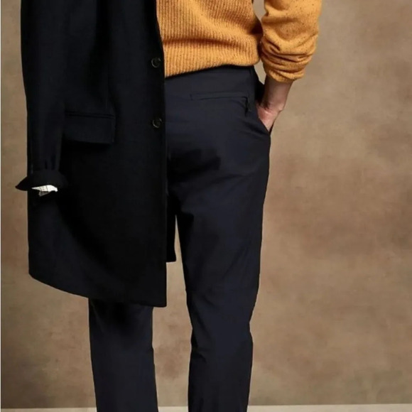 Banana Republic Motion Tech Hybrid Pant True Black size 38 - Picture 3 of 9